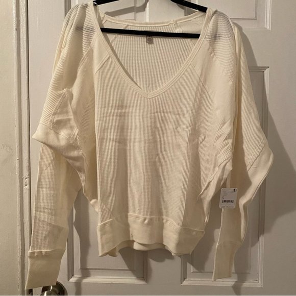 53) NWT Free People Santa Clara Long Sleeve Thermal Top Alabaster - Picture 5 of 8